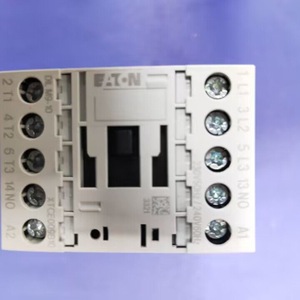 Contactor Eaton DILM9-10 230V 50Hz 240V 60Hz CA con Certificación UL CSA - Product Image 2