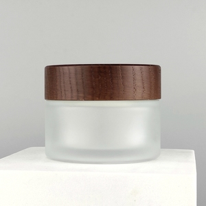 Barattolo di <span class=keywords><strong>vetro</strong></span> smerigliato trasparente da <span class=keywords><strong>50</strong></span> <span class=keywords><strong>ml</strong></span> barattolo di <span class=keywords><strong>vetro</strong></span> cosmetico vuoto da <span class=keywords><strong>50</strong></span> grammo contenitore di <span class=keywords><strong>vetro</strong></span> barattolo di crema per il viso con coperchio in legno scuro - Product Image 1