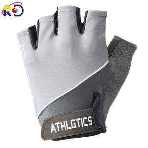 Fishing Gloves Half Finger Sweat Absorbing Cool Feeling Outdoor Sports Sunscreen Cycling Fishing Gloves In Summer