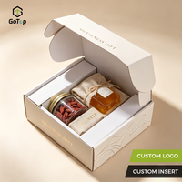 Boîte d'expédition blanche ondulée avec estampage à chaud doré, élégante, rigide, avec fermeture à oreilles, pour coffrets cadeaux bien-être