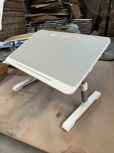 โน้ตบุ๊กพกพาพร้อมโต๊ะพับอเนกประสงค์ปรับระดับความสูงได้สำหรับการยกและพับ - Product Image 2