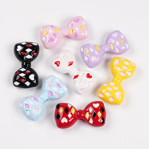 <span class=keywords><strong>Perles</strong></span> acryliques émaillées 35x15mm en forme d'éléments de poker et de nœuds de clown pour la fabrication de chaînes de téléphone et de bracelets (vente en gros) - Product Image 2