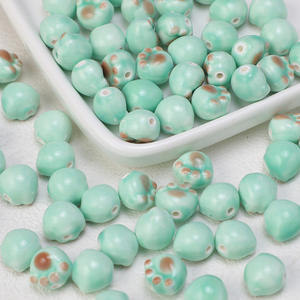 Perles de patte de chat 3D Porte-clés mignon Entretoise en céramique colorée Perles en vrac Collier à faire soi-même Bracelet Boucle d'oreille Bijoux Accessoires - Product Image 2