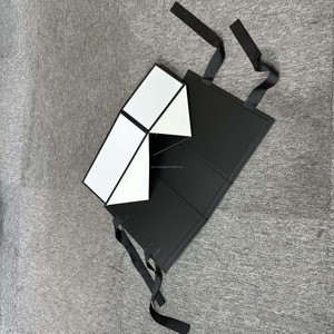 Caja de Regalo Magnética Rígida de Cartón Reciclable, Tamaño Personalizado, Diseño Plegable de Lujo, Materiales Reciclados para Ropa y <span class=keywords><strong>Calcetines</strong></span> - Product Image 1
