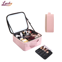 Lucky Case Organisateur de maquillage de voyage pour femmes Trousse de maquillage rose avec miroir d'éclairage LED Sac cosmétique en PU pour le stockage du kit de beauté