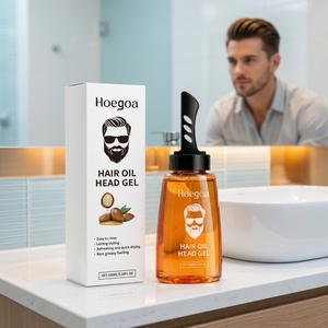 น้ำมันจัดแต่งทรงผม <span class=keywords><strong>2</strong></span> in 1 พร้อมหวีซี่ห่างสำหรับผู้ชาย ติดทนนาน ให้ผมดูฟู สดชื่น จัดทรงแข็งแรง ใช้ได้หลากหลาย พร้อมเจลจัดแต่งทรงผม - Product Image 2