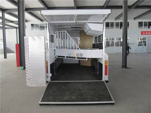 Remolque para Caballos de 3 Caballos con Cuello de Cisne Personalizable, Puerta con Estándar Australiano, Remolque de Comida Remolcable para Transporte de Caballos, Comercial - Product Image 3