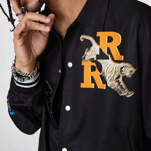 Chaqueta Varsity Personalizada Estilo Vintage Y2K con Parches Gráficos, Impresión Digital, Resistente al Viento, Ecológica, de Manga Larga para Hombre - Product Image 3