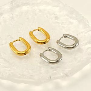 Pendientes de Flor de Acero Inoxidable con Baño de Oro 18K para Mujer, Estilo Francés Simple, Joyería de Moda - Product Image 3