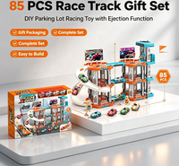 85 Pièces DIY Circuit de Course Multi-Niveaux avec Parking, Garage en Plastique à Assembler, Voiture de Course à Friction, Jouet pour Enfants Garçons, Cadeau d'Anniversaire