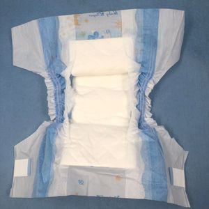 Couche pour bebe pannolini usa e getta a buon mercato prezzo di fabbrica in balle per il Kenya - Product Image 3