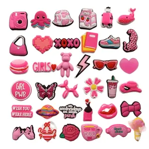 Ciondoli per scarpe coccodrillo cartone animato rosa personalizzato in PVC rosa mean girls power Barbi doll croc shoe charms per donna e ragazza