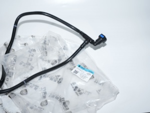 Suministro de fábrica de piezas de automóviles, montaje de tubo de desorción de alta/baja presión, jueves/Viernes, nueva condición - Product Image 6