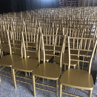 Chaise Chiavari en résine dorée empilable de haute qualité pour événements et mariages, prix d'usine, vente en gros