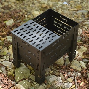 Estufa de Leña Plegable para Acampar al Aire Libre, Parrilla Portátil para Carbón, Plataforma Negra Runefire, Tiempo de Cocción de 3-5 Minutos - Product Image 3