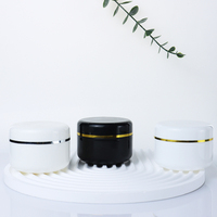 Pots de crème cosmétique au beurre corporel en plastique PP blanc noir à large bouche 30g 50g 100g 200g 250g 8oz avec couvercles à bord argenté doré