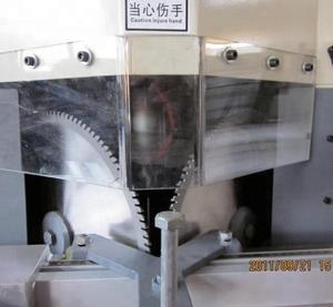 MJ355 алюминиевая 45 градусов mdf режущая машина угловая режущая Машина деревообрабатывающая двойная головка 45 градусов режущая машина алюминий - Product Image 3