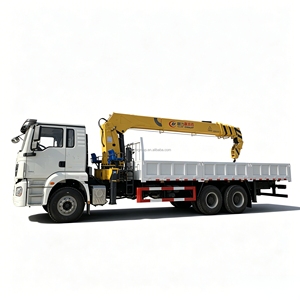 Grúa Montada en Camión de 12 Toneladas, 4 Toneladas, 8x4, con Pluma Recta y Estabilizadores para Carga de Maquinaria Pesada y Transporte de Larga Distancia - Product Image 1