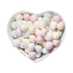 Caramelle per il corpo profumate di rosa con Texture dura alla menta fresca e decorazioni rivestite per appuntamenti e baci - Product Image 3