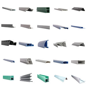 Profilé UPVC personnalisé extrudé en <span class=keywords><strong>PVC</strong></span>, latte de panneau mural vertical, revêtement en vinyle, fabricant de profilés en plastique pour l'extérieur de la maison - Product Image 2