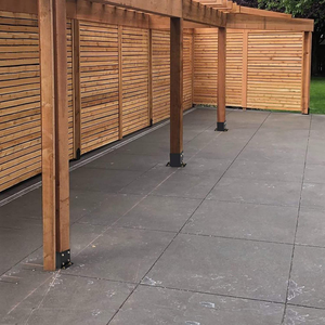 Base d'ancrage à <span class=keywords><strong>bride</strong></span> en acier inoxydable 4x4 (réellement 3,5x3,5 pouces) avec vis pour garde-corps de terrasse, noire - Product Image 6