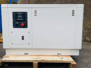 เครื่องกำเนิดไฟฟ้าสำหรับเรือยอชท์แบบเงียบพิเศษ Super Mini 8KW 10KW 20KW 110V-240V/380V สตาร์ทอัตโนมัติ ระบายความร้อนด้วยน้ำทะเล รุ่น JC6-M - Product Image 5