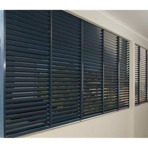 Persiennes <span class=keywords><strong>d</strong></span>'<span class=keywords><strong>air</strong></span> en aluminium avec système de drainage pour la ventilation et la protection des murs - Product Image 5