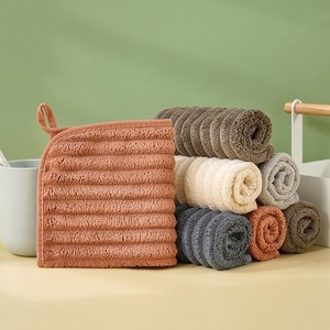 Hot Sale <b>Dog</b> Cat Big Towel Super Absorbent Quick Drying <b>Dog</b> <b>Bath</b> Cleaning Towel Microfiber Pet Towel - Product Image 6