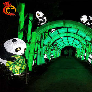 Chino tradicional panda animal Luz de tela de seda linternas festival al aire libre - Product Image 2