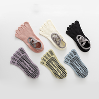 Logo personnalisé Chaussettes OEM Toe Yoga Personnaliser Cinq Doigts Toe Yoga Chaussette