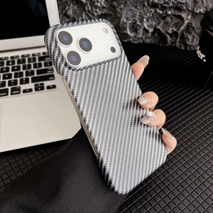 Custodia per telefono di lusso ultrasottile in fibra di carbonio con texture satinata per <span class=keywords><strong>iPhone</strong></span> 17 Air 16 15 14 13 Pro Max, <span class=keywords><strong>cover</strong></span> posteriore antiurto a mezza protezione - Product Image 6