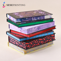 Impression de livres avec bords pulvérisés sur mesure et jaquette réversible pour boîtes d'abonnement de livres, service OEM