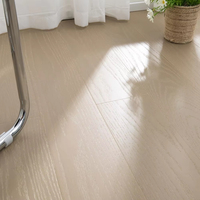 Parquet en chêne massif brossé blanc de 14 mm pour le développement immobilier