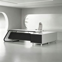 Meubles de bureau modernes en bois pour dirigeants, bureaux et tables de direction.