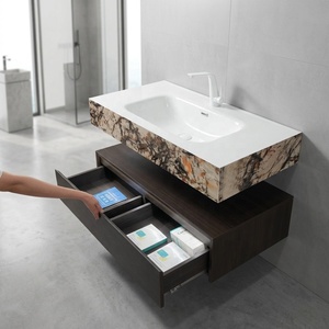 Mobile <span class=keywords><strong>Bagno</strong></span> Sospeso di Lusso Minimalista Scandinavo Scanalato con Piano in Marmo e <span class=keywords><strong>Lavabo</strong></span> a Vaso Bianco Integrato - Product Image 4