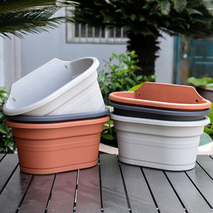 Pot de fleurs mural pour balcon, idéal pour Chlorophytum, Radis Vert, Pétunia, avec plateau offert - Product Image 2