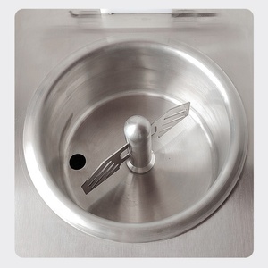 Machine à fabriquer des glaces instantanées commerciales en stock Gel Matic <span class=keywords><strong>Quick</strong></span> Hard Fruit Ice Cream Stick Filling Making Machine Prix avec pompe à air - Product Image 2