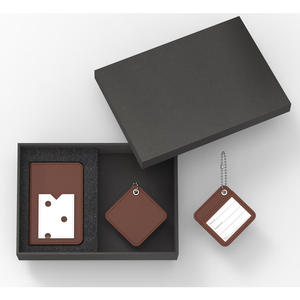 Nouvelle conception faites votre propre logo <span class=keywords><strong>couverture</strong></span> de passeport rouge en cuir PU et étiquette de bagage rouge coffret cadeau porte-passeport et étiquette de bagage - Product Image 5