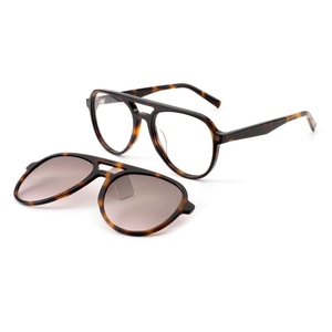 Gafas de Sol Polarizadas UV400 con Montura Completa de Acetato Estilo Ojo de Gato, Retro y Clásicas, Personalizables, con Estuche - Verde/Amarillo/Marrón - Product Image 2