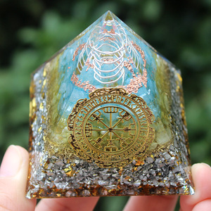 Pirámide de Cristal de Resina Epoxi, Adorno de Escritorio para Oficina y Hogar, Estilo Pilar de Cristal Blanco, 6 cm, Feng Shui - Product Image 4