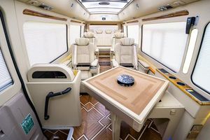 Pour Toyota Coaster 12-Seater Exec Shuttle <span class=keywords><strong>Bordeaux</strong></span> Rouge Luxe ABS Intérieur Solutions personnalisées pour l'hôtellerie d'entreprise et les affaires - Product Image 6