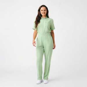 Ensemble d'uniformes médicaux pour infirmières, coupe ajustée, tissu respirant, kit de blouses d'infirmière en gros - Product Image 1