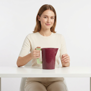 Jarra de Resina Morada con Asa Verde, Diseño Moderno y Lujoso, Ecológica, Apta para Lavavajillas, para Fiestas, Vino, Cerveza y Bebidas - Product Image 1