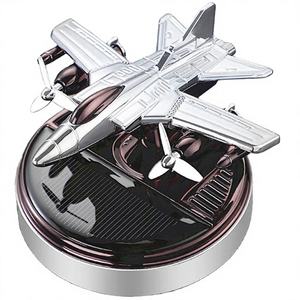 พัดลมน้ำหอมปรับอากาศในรถยนต์ ดีไซน์ทันสมัย รูปทรงเครื่องบิน ใช้พลังงานแสงอาทิตย์ ระบบระเหยธรรมชาติ กำลังขายดี - Product Image 4