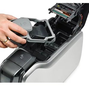 Impresora de tarjetas de identificación de PVC de plástico de doble cara <span class=keywords><strong>Zebra</strong></span> ZC300 - Product Image 2