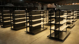 Winkel Multi-Layer Schoenen Tassen Product Promotietafel Custom Metalen Opslag Display Stand Doek Rack Winkel Interieur Ontwerp - Product Image 2