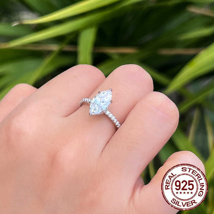 925 Sterling Silver Zircon Minimalist Ring main image 1