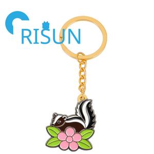 Porte-clés en métal émaillé personnalisé, motif hérisson mignon, style Kawaii, vente en gros - Product Image 6