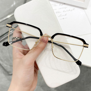Lunettes de lecture pour hommes, demi-monture, clip anti-lumière bleue, verres en résine, monture en plastique et métal, 810L, origine Taizhou - Product Image 1