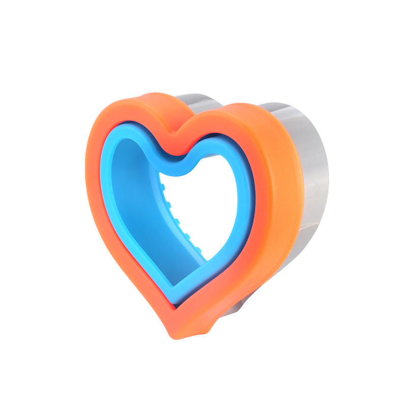 Heart-shaped sandwich mold